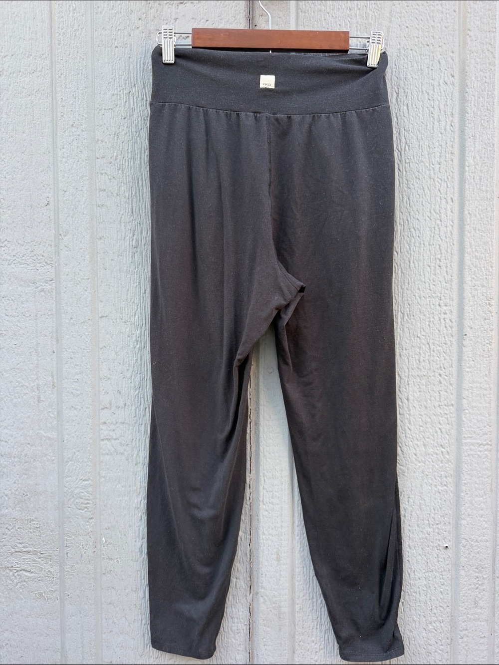 Vuori Black Relaxed Jogger Pants Size: S